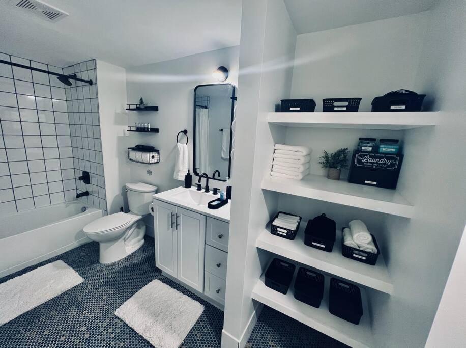 Urban Oasis, Otr Near Casino & Downtown! - 2 Beds Apartment Cincinnati Bagian luar foto