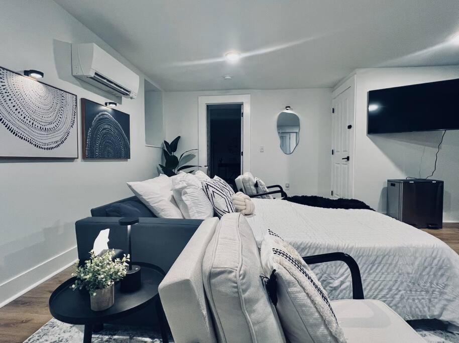 Urban Oasis, Otr Near Casino & Downtown! - 2 Beds Apartment Cincinnati Bagian luar foto